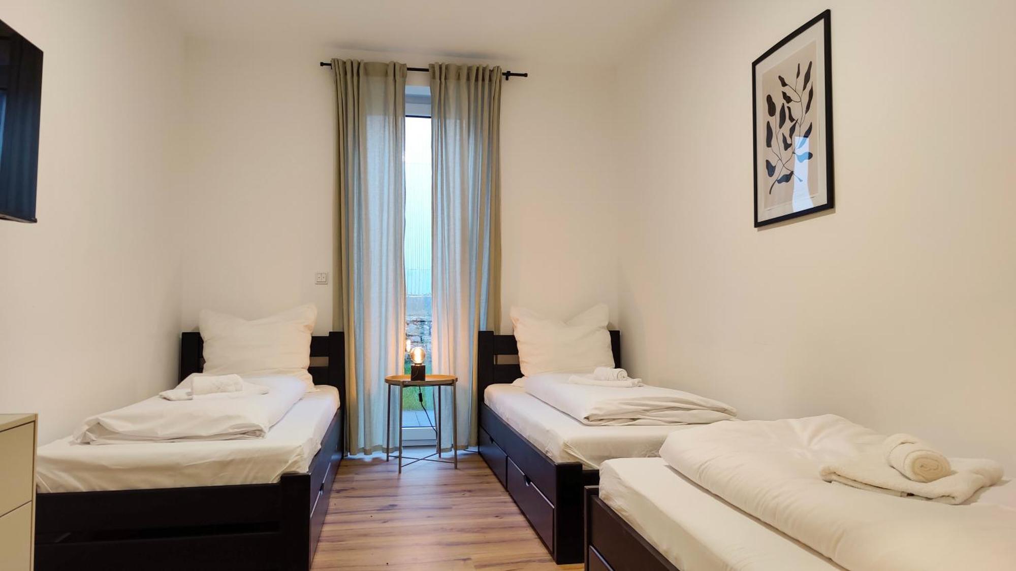 Hygge Home - Mit Garten Und Stellplatz Fuer Feriengaeste-, Monteure / Netflix / 10 Min. Zur Sinsheim Therme Und Zur Autobahn Extérieur photo